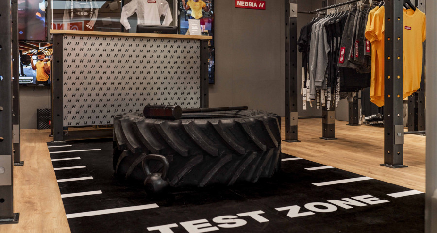 SLÁVNOSTNÉ OTVORENIE NOVEJ PREDAJNE NEBBIA PRAHA CHODOV